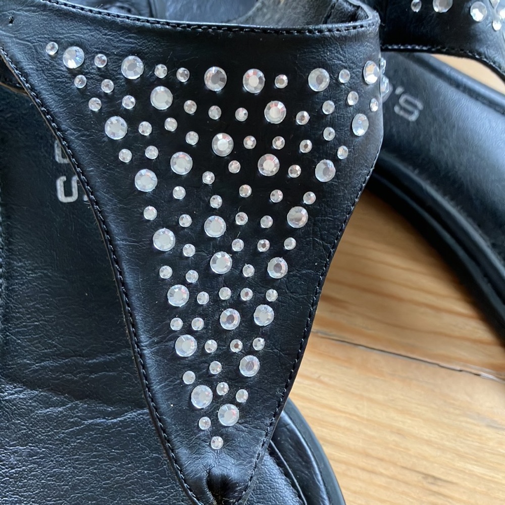 Chico’s Tahira Black Embellished Sandal Thong Buckled Sandals Size 8 - Picture 5 of 17